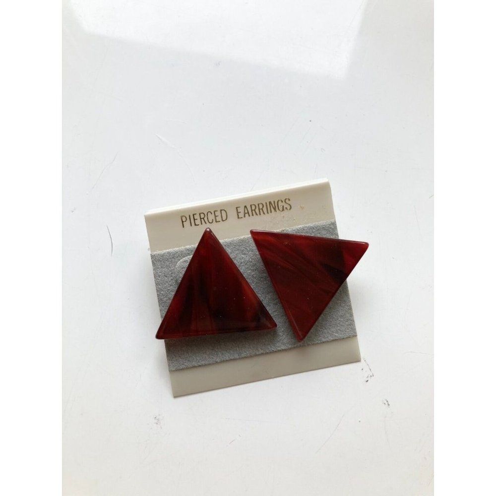 Vintage 80's Unsigned Tortoise Marbled Acrylic Triangle Stud Earrings - Picture 5 of 7